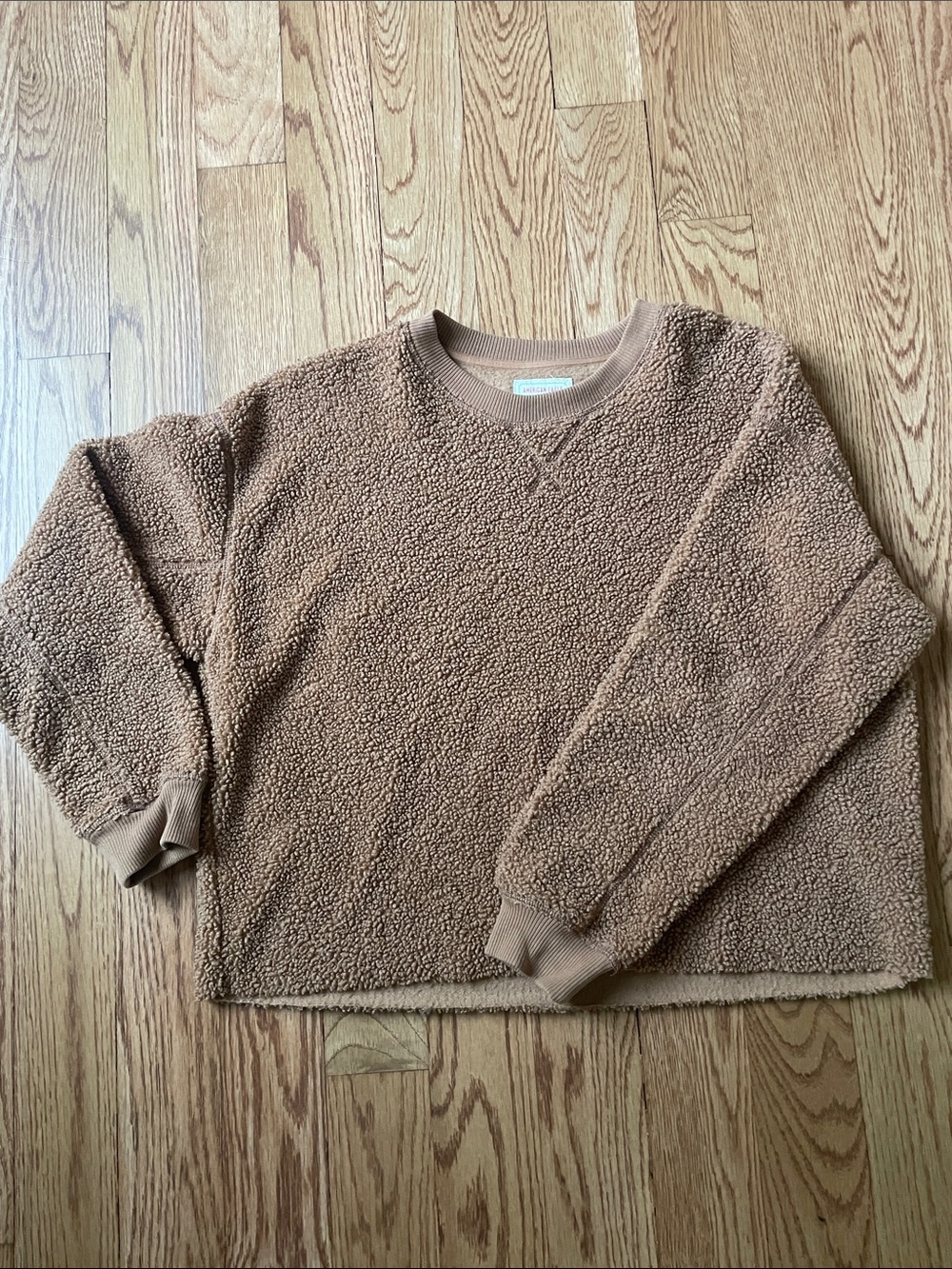American Eagle Outfitters Plush Sherpa Crewneck - Camel Brown